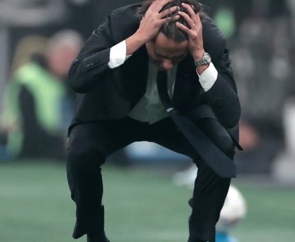 jinnianhui-里程碑夜多特蒙德手感冰凉，西甲窗口期刷纪录，悬念犹存，资深球员宣示担当(为什么波塞冬被列为三巨头)